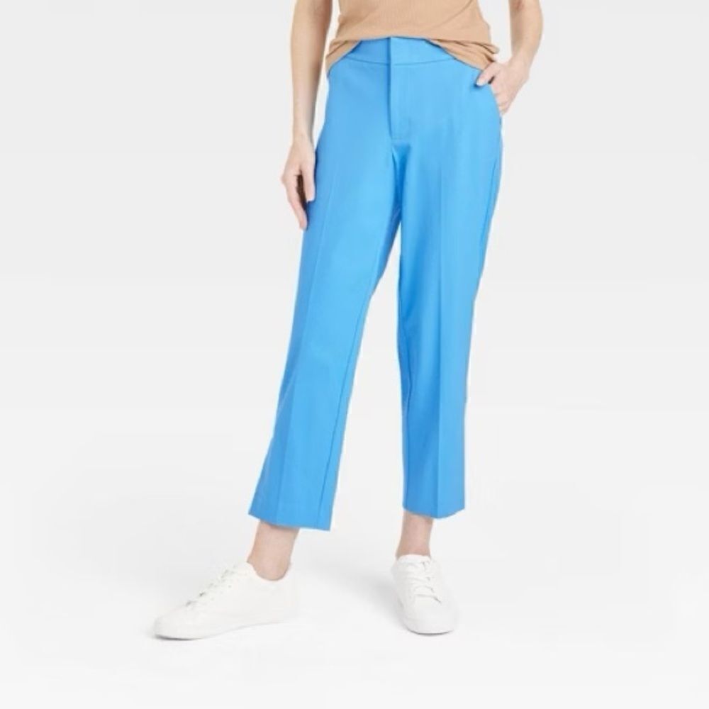 A new Day NWOT Women's Mid-Rise Slim Straight Fit Side
Split Trousers Blue